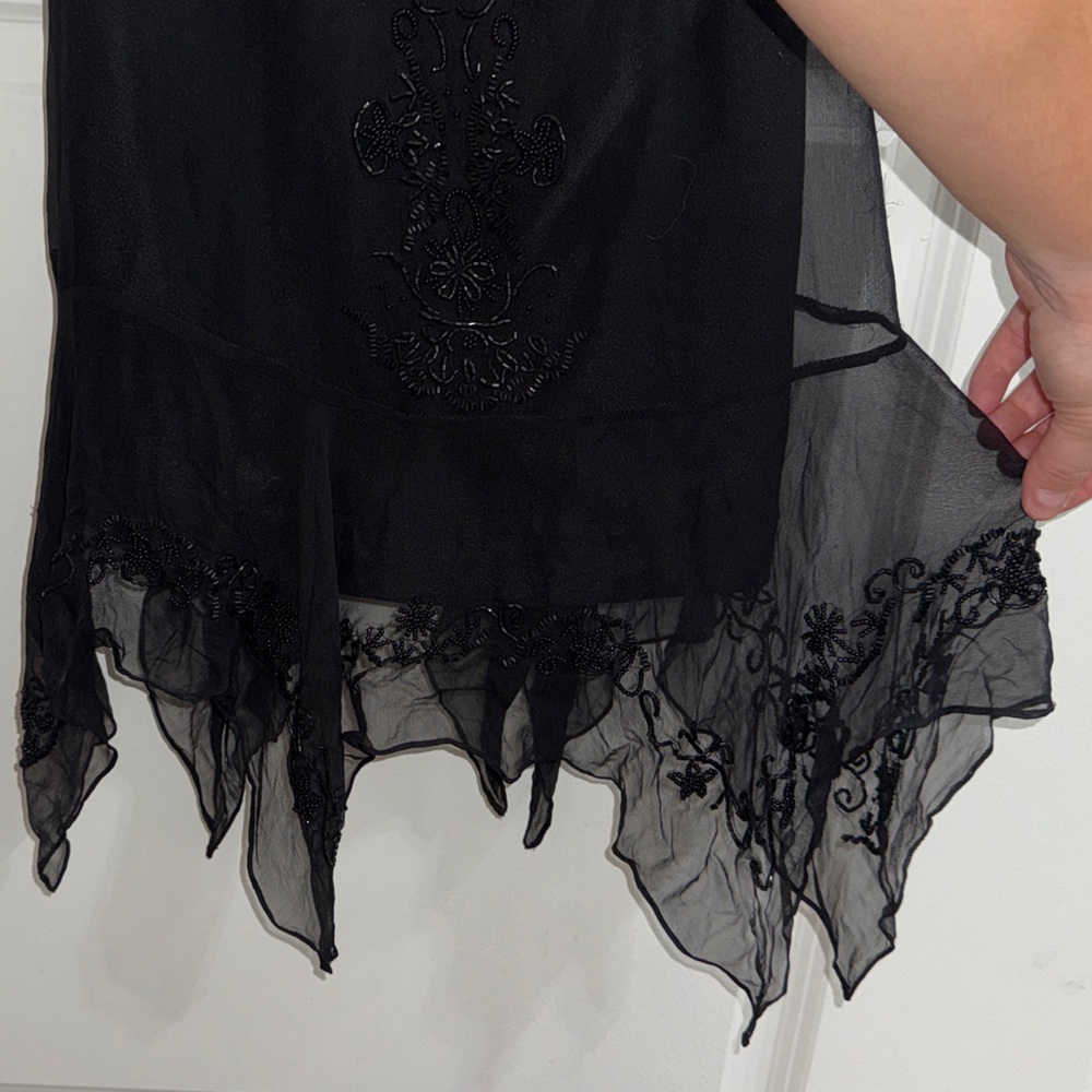 Elegant Black Beaded  Dress - Picture 3 of 6